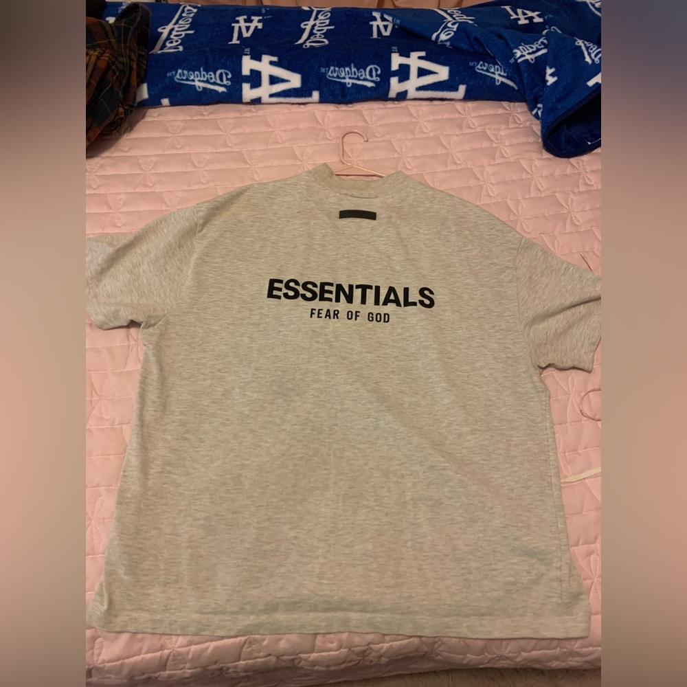 Essentials light oatmeal Short Sleeve Tee - Picture 6 of 7